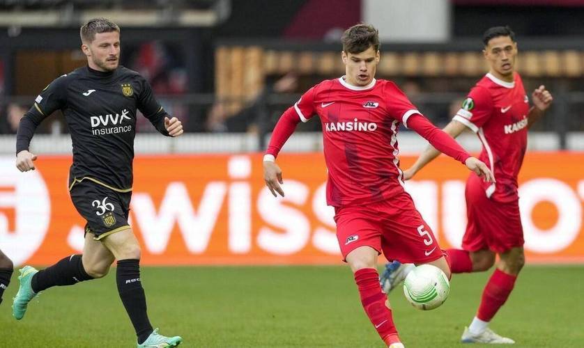 电讯报:评估门将位置选择后,伯恩茅斯考虑买断切尔西门将凯帕.