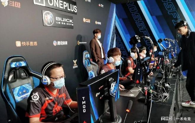 这是一张2017年拍摄的英格兰u15国少队球员名单