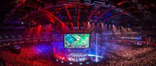 缺席都会对 缺席都会对